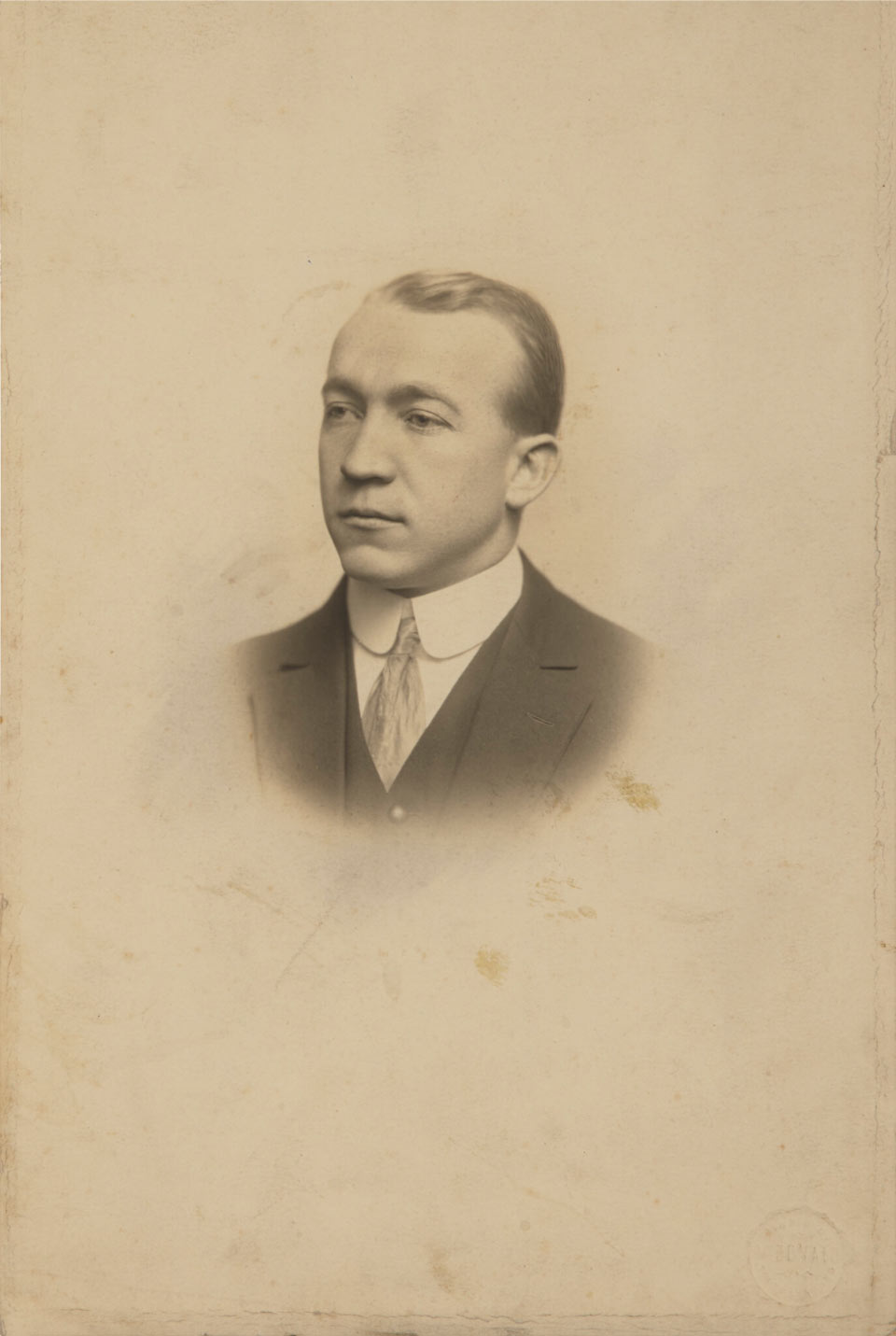 An old sepia toned portrait of Knute Rockne